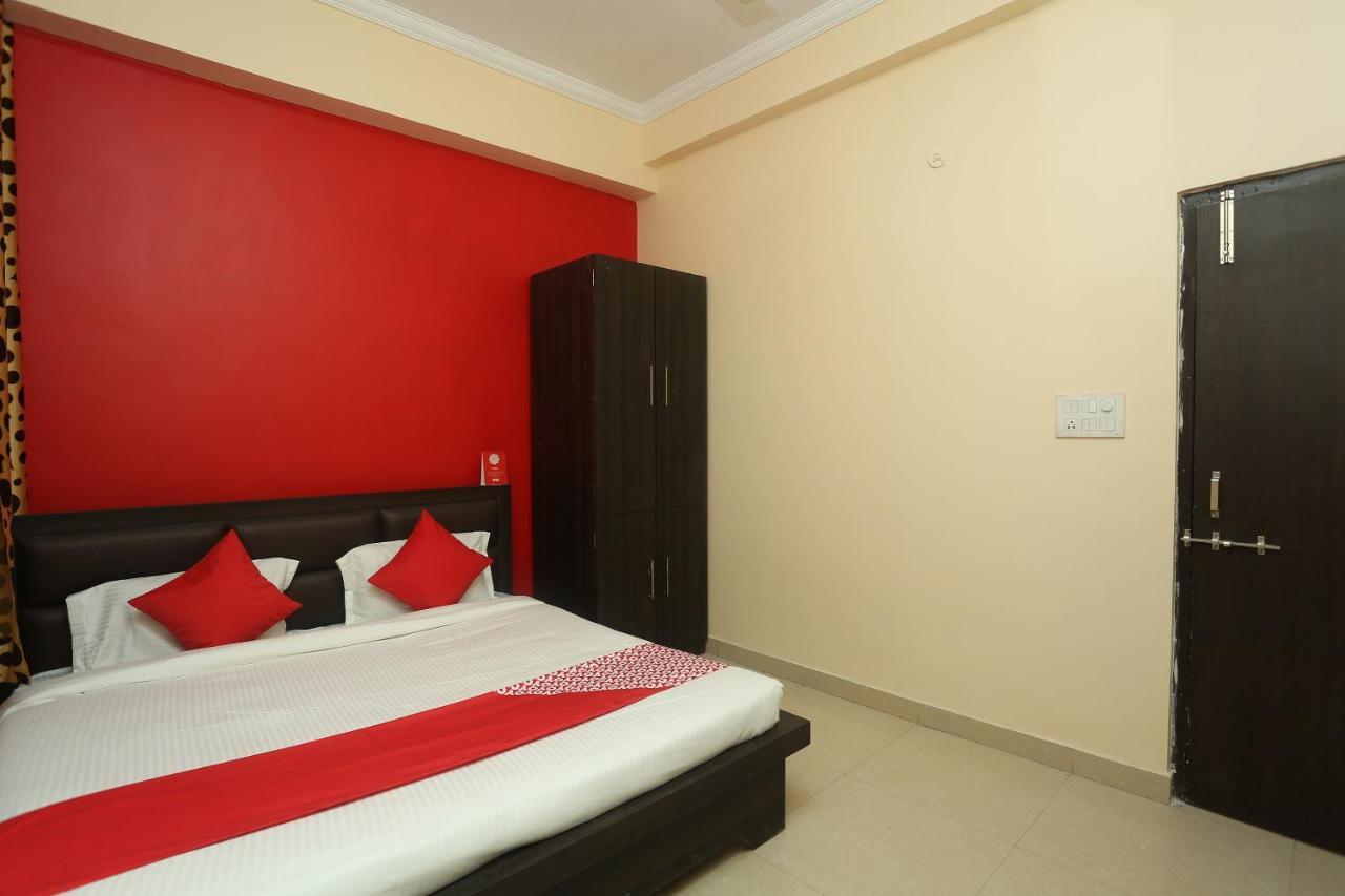 Oyo Flagship 17204 Vrindawan Galaxy Hotell Kānpur Eksteriør bilde