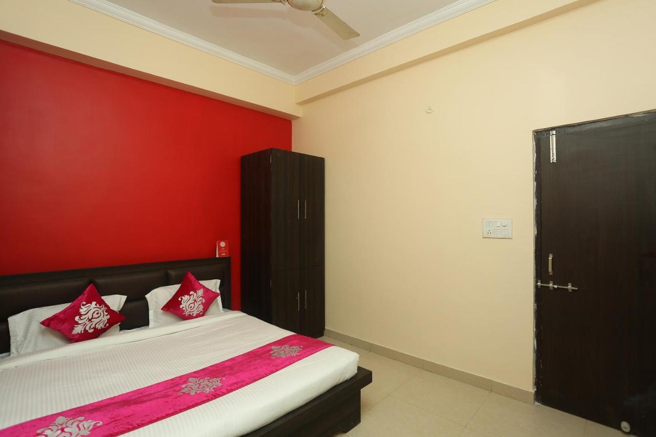 Oyo Flagship 17204 Vrindawan Galaxy Hotell Kānpur Eksteriør bilde
