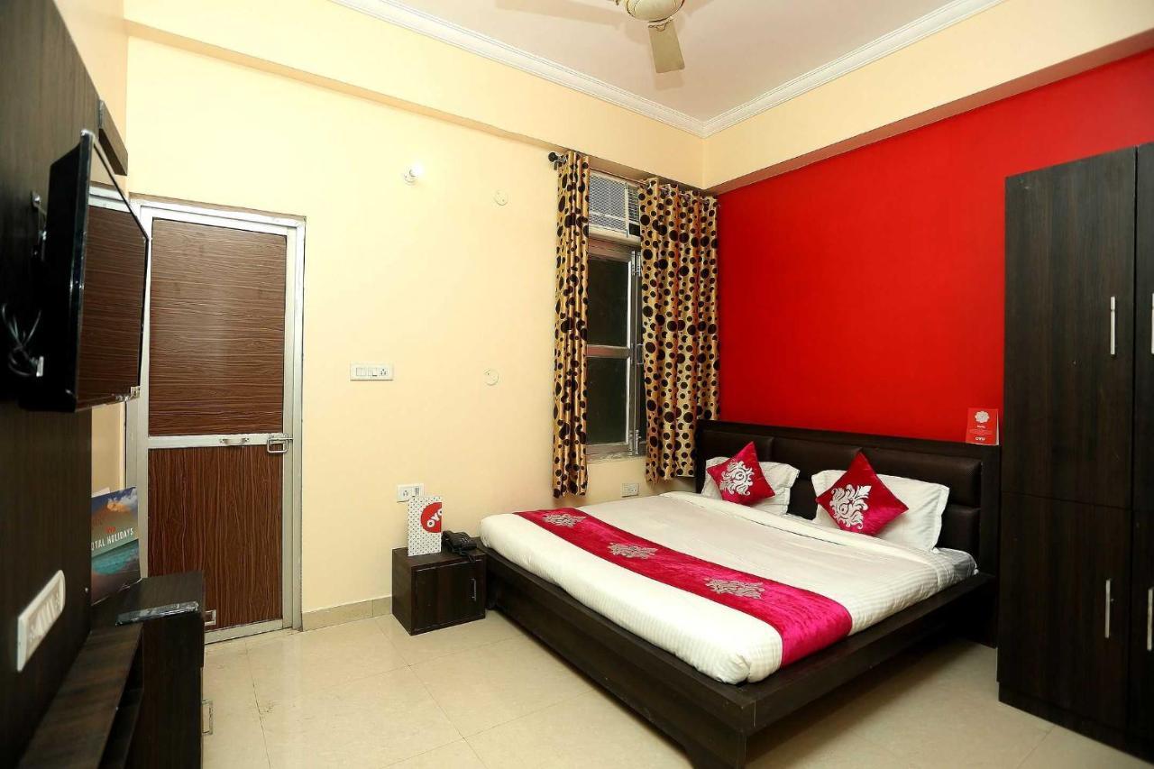 Oyo Flagship 17204 Vrindawan Galaxy Hotell Kānpur Eksteriør bilde