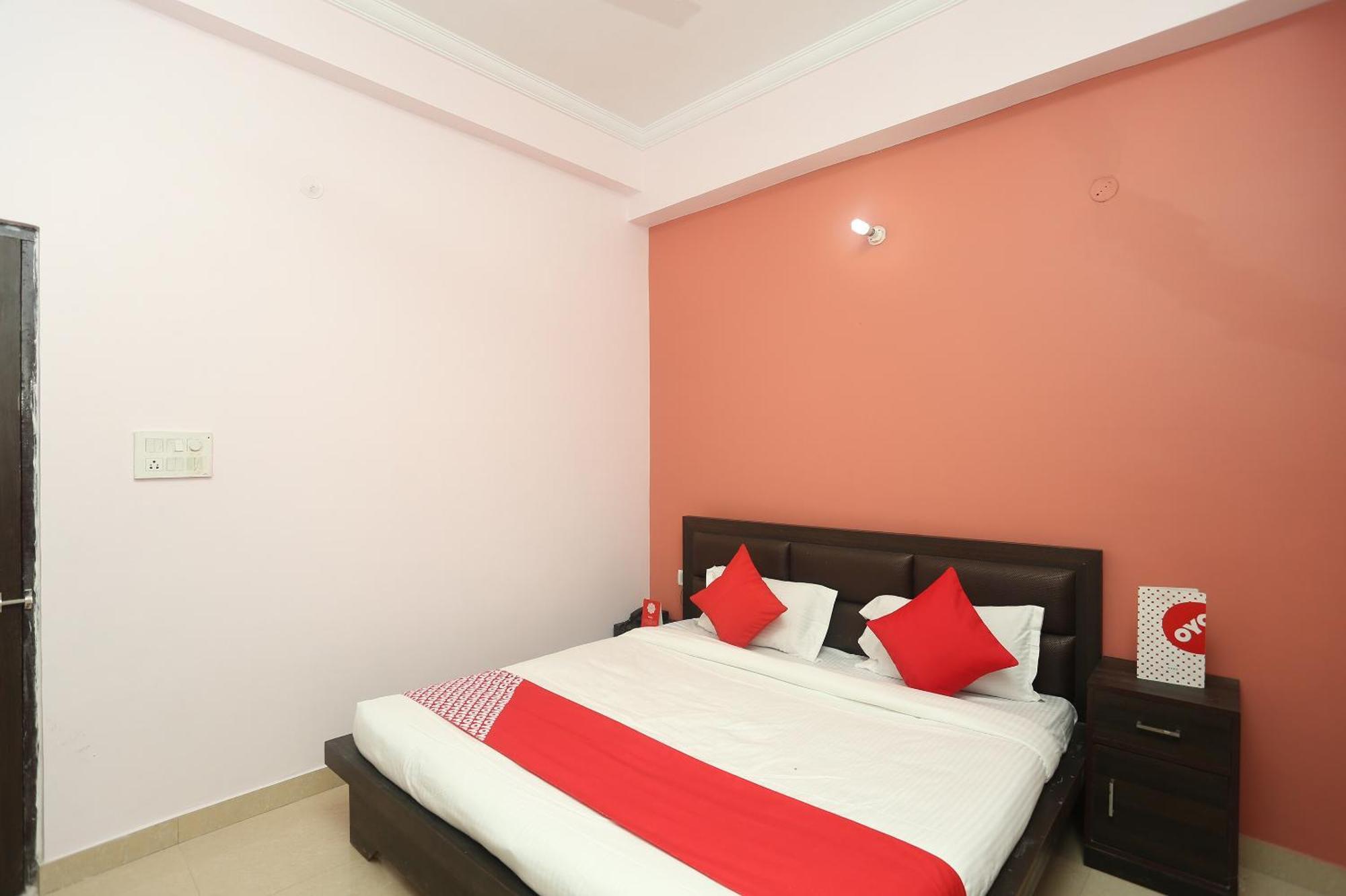 Oyo Flagship 17204 Vrindawan Galaxy Hotell Kānpur Eksteriør bilde