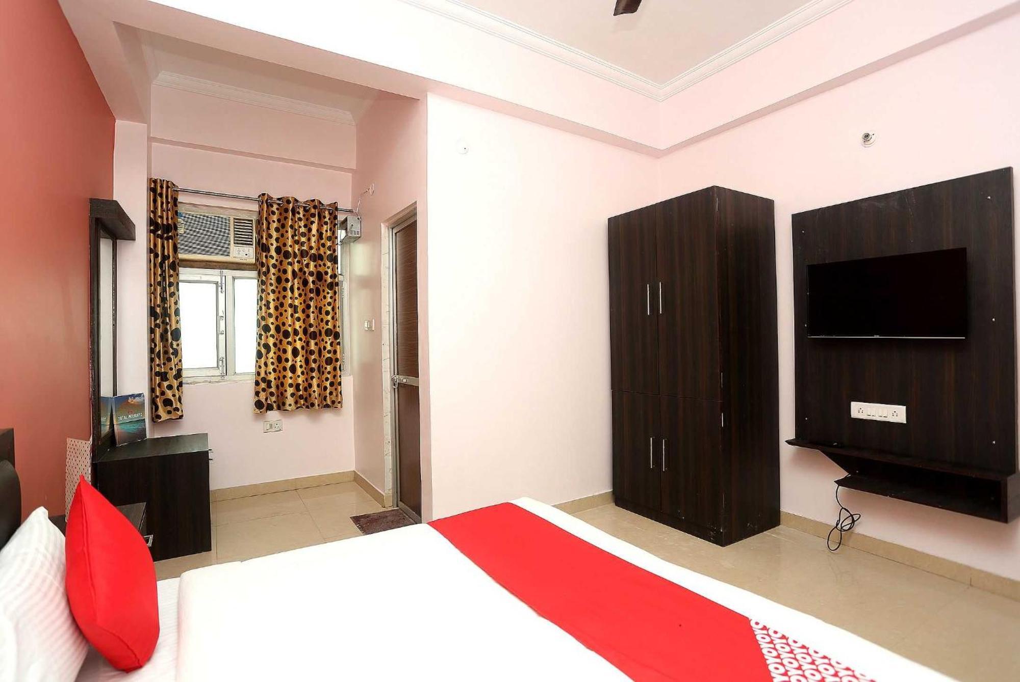 Oyo Flagship 17204 Vrindawan Galaxy Hotell Kānpur Eksteriør bilde