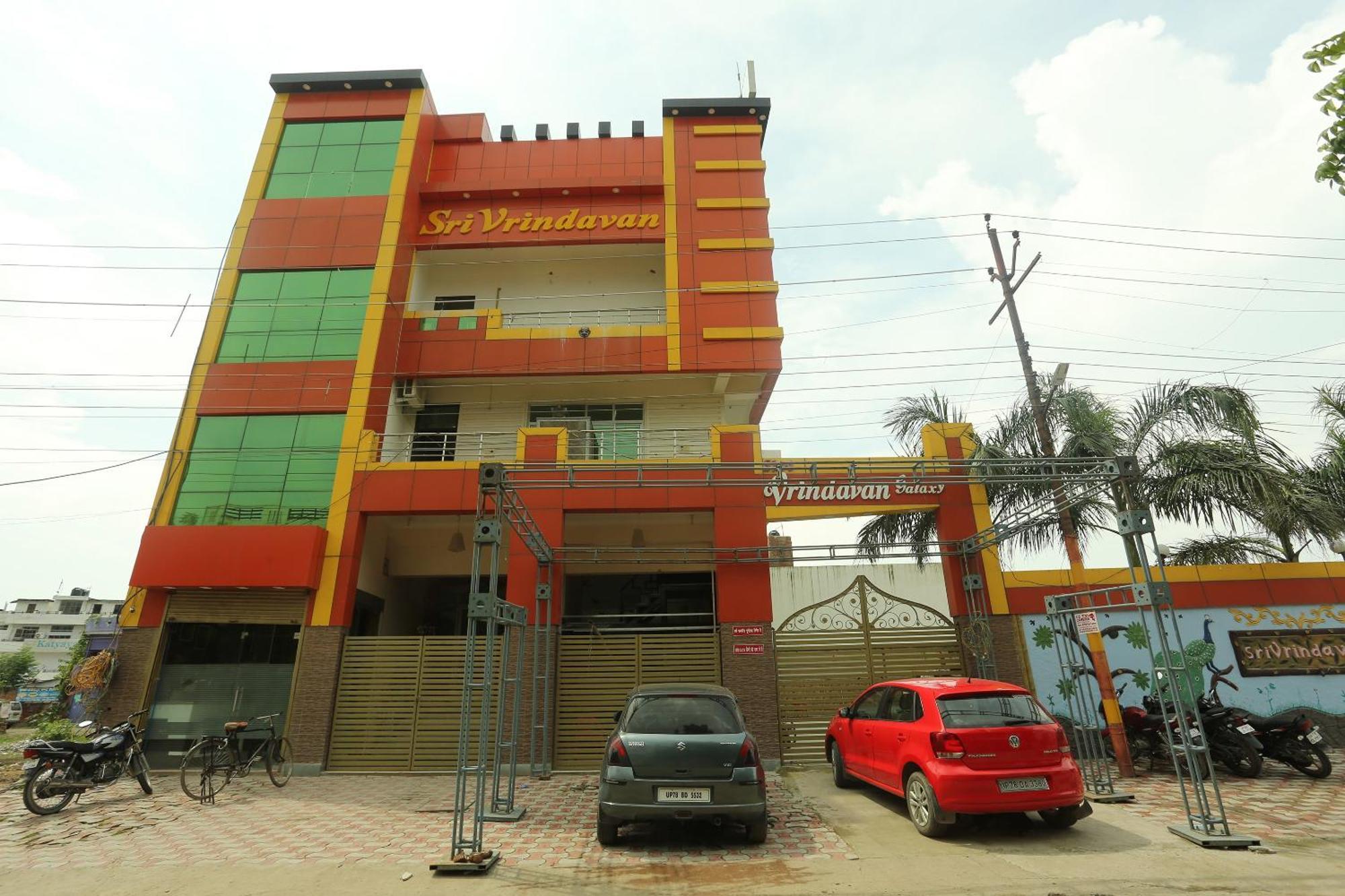 Oyo Flagship 17204 Vrindawan Galaxy Hotell Kānpur Eksteriør bilde